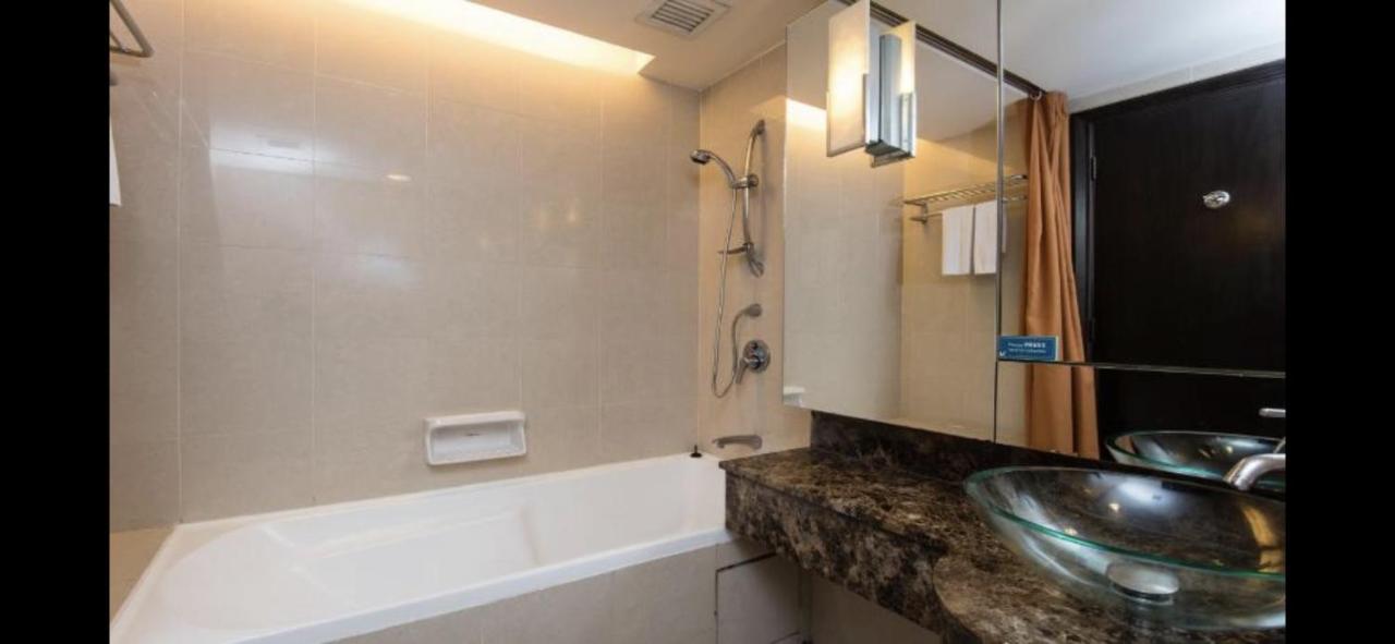Resort Suites By Landmark At Bandar Sunway Sunway Lagoon Kampong Penaga  Extérieur photo