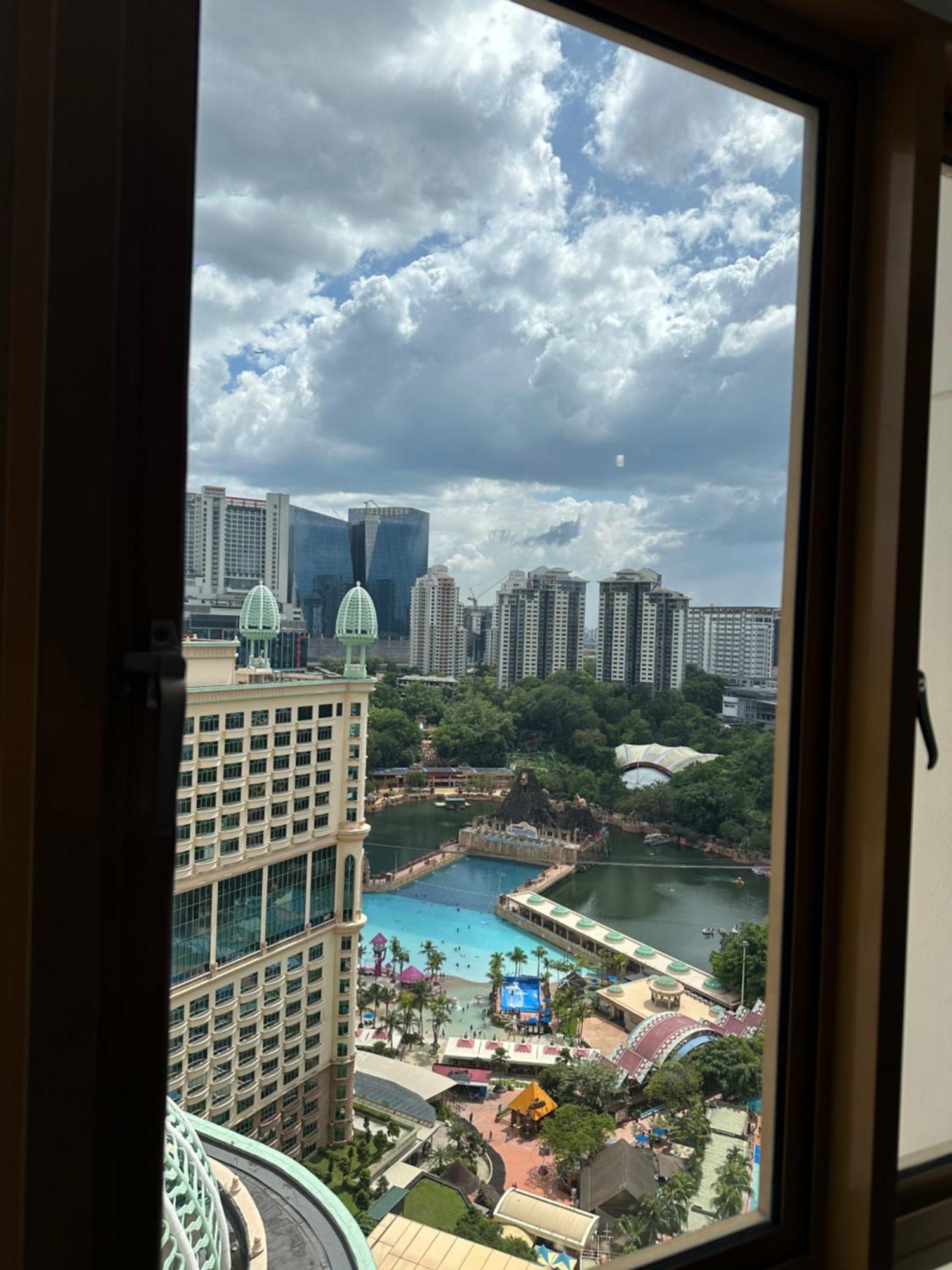 Resort Suites By Landmark At Bandar Sunway Sunway Lagoon Kampong Penaga  Extérieur photo